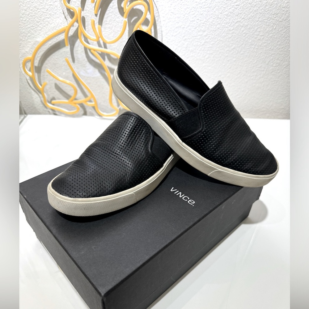 Vince Blair Leather Slip On Sneakers Black 8